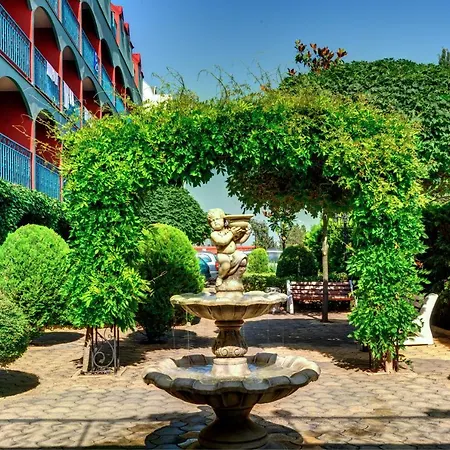 Kokiche 酒店 阳光海滩