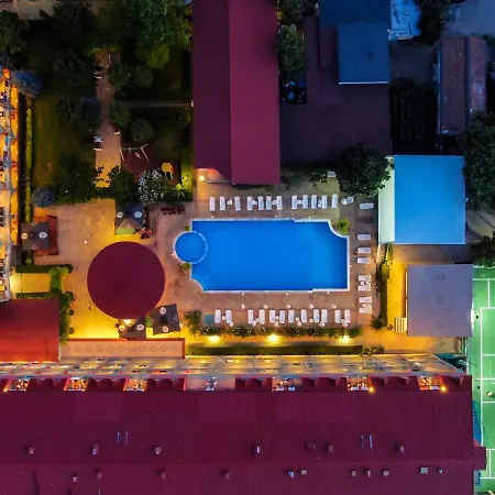 فندق Kokiche ساني بيتش